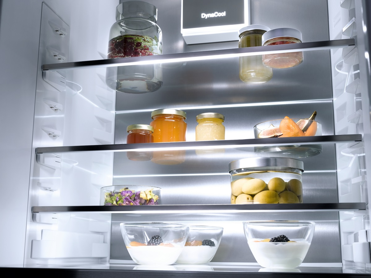 Купить Встраиваемый холодильник Miele KFN 7764 D — Фото 4