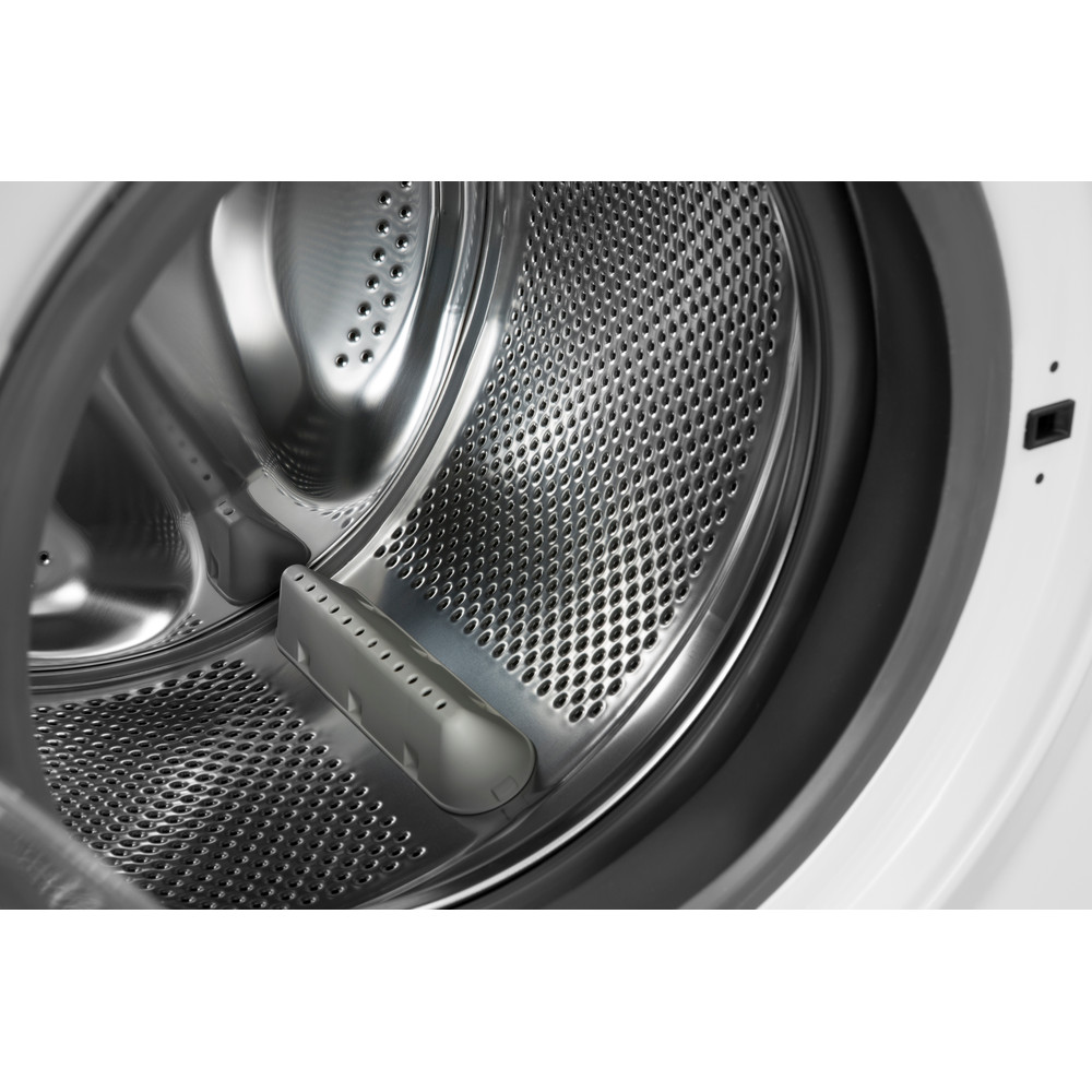 Купить Встраиваемая стиральная машина HOTPOINT-ARISTON BI WDHG 75148 EU — Фото 2