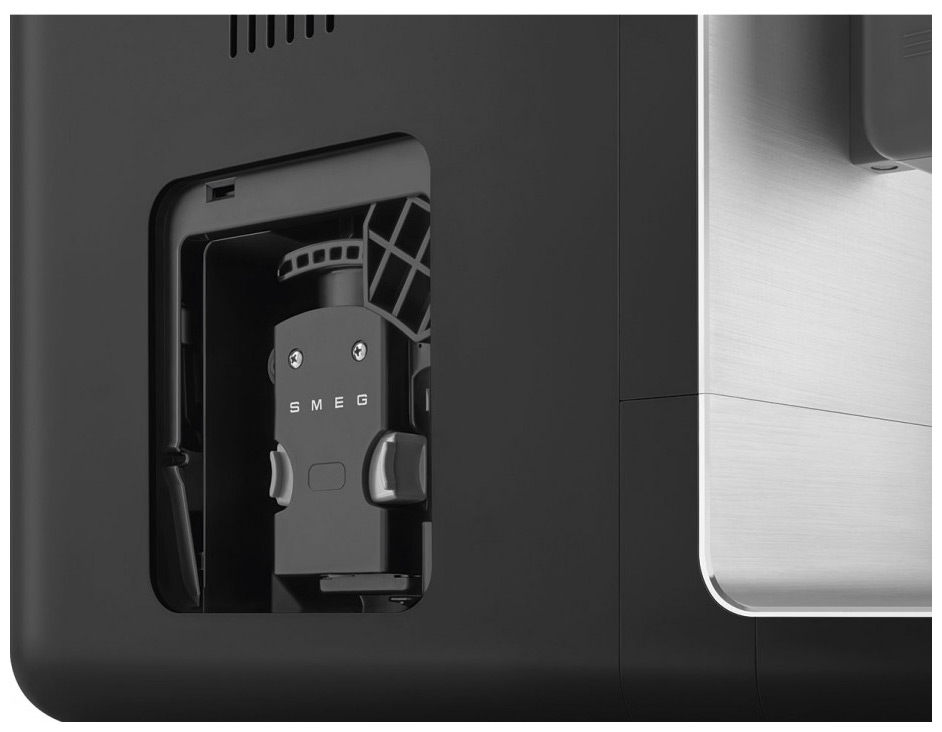 Купить Кофемашина Smeg BCC13BLMEU — Фото 8