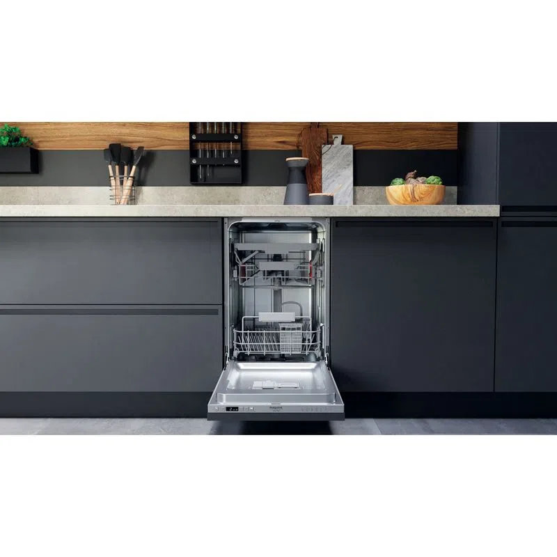 Купить Встраиваемая посудомоечная машина HOTPOINT-ARISTON HSIC 3M19 C — Фото 5