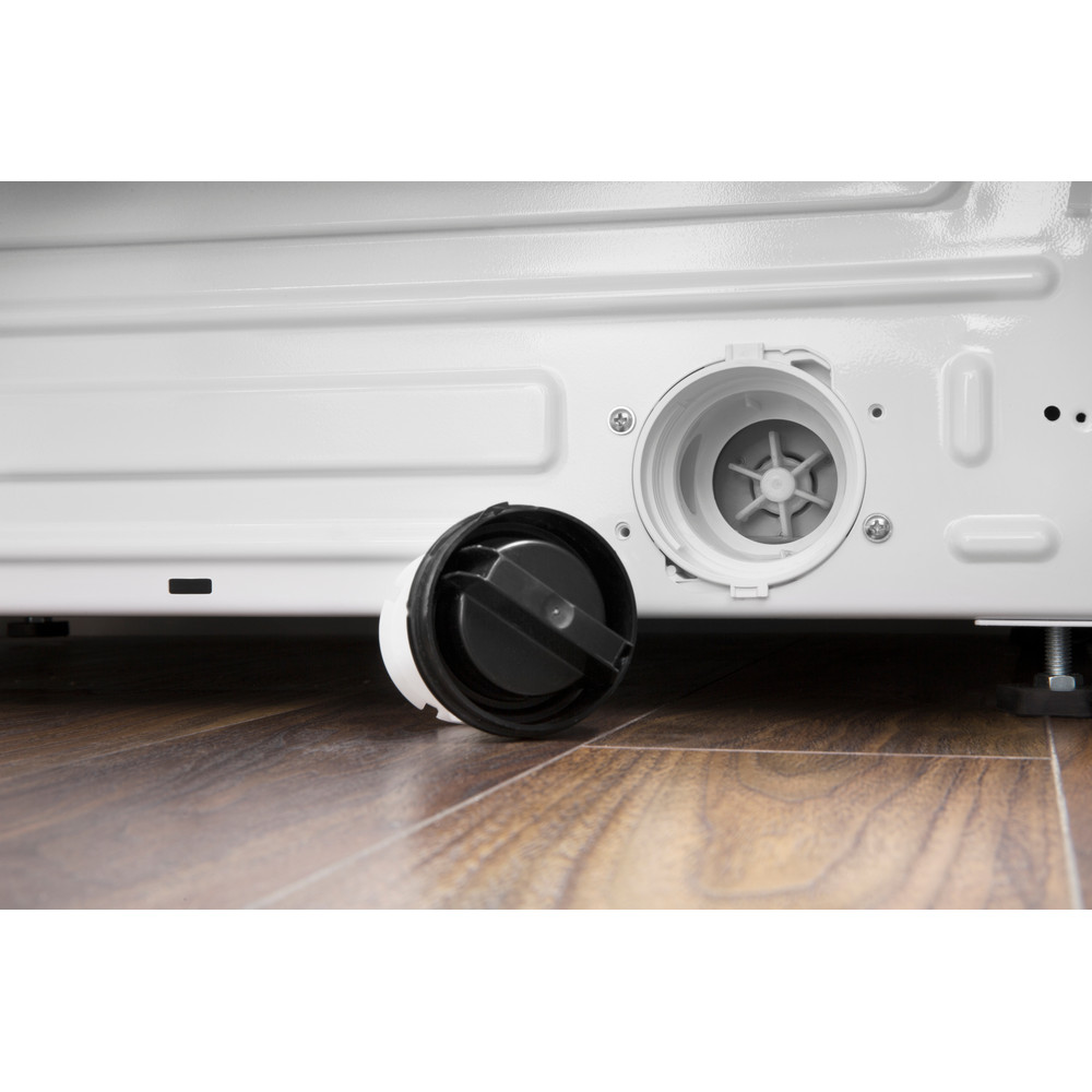 Купить Встраиваемая стиральная машина HOTPOINT-ARISTON BI WDHG 75148 EU — Фото 3