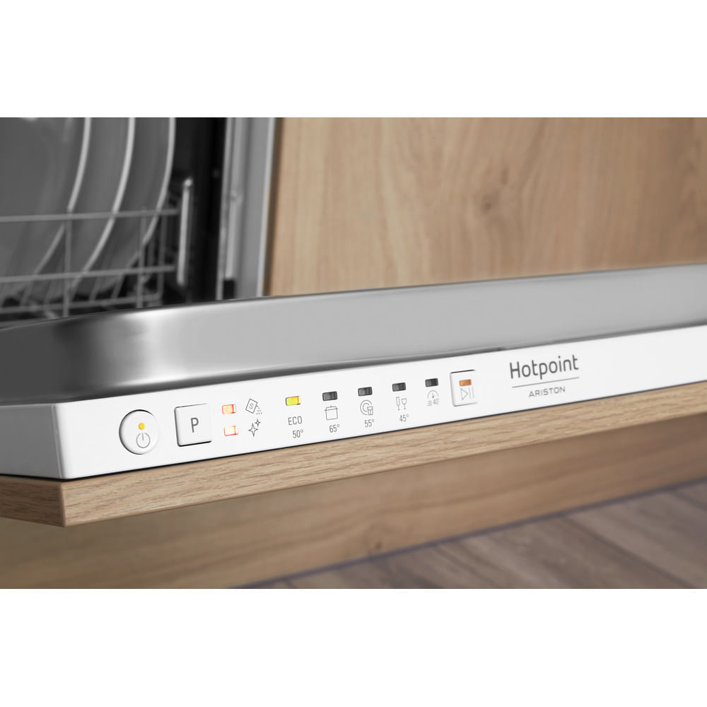 Купить Встраиваемая посудомоечная машина HOTPOINT-ARISTON HSIC 2B27 FE — Фото 2