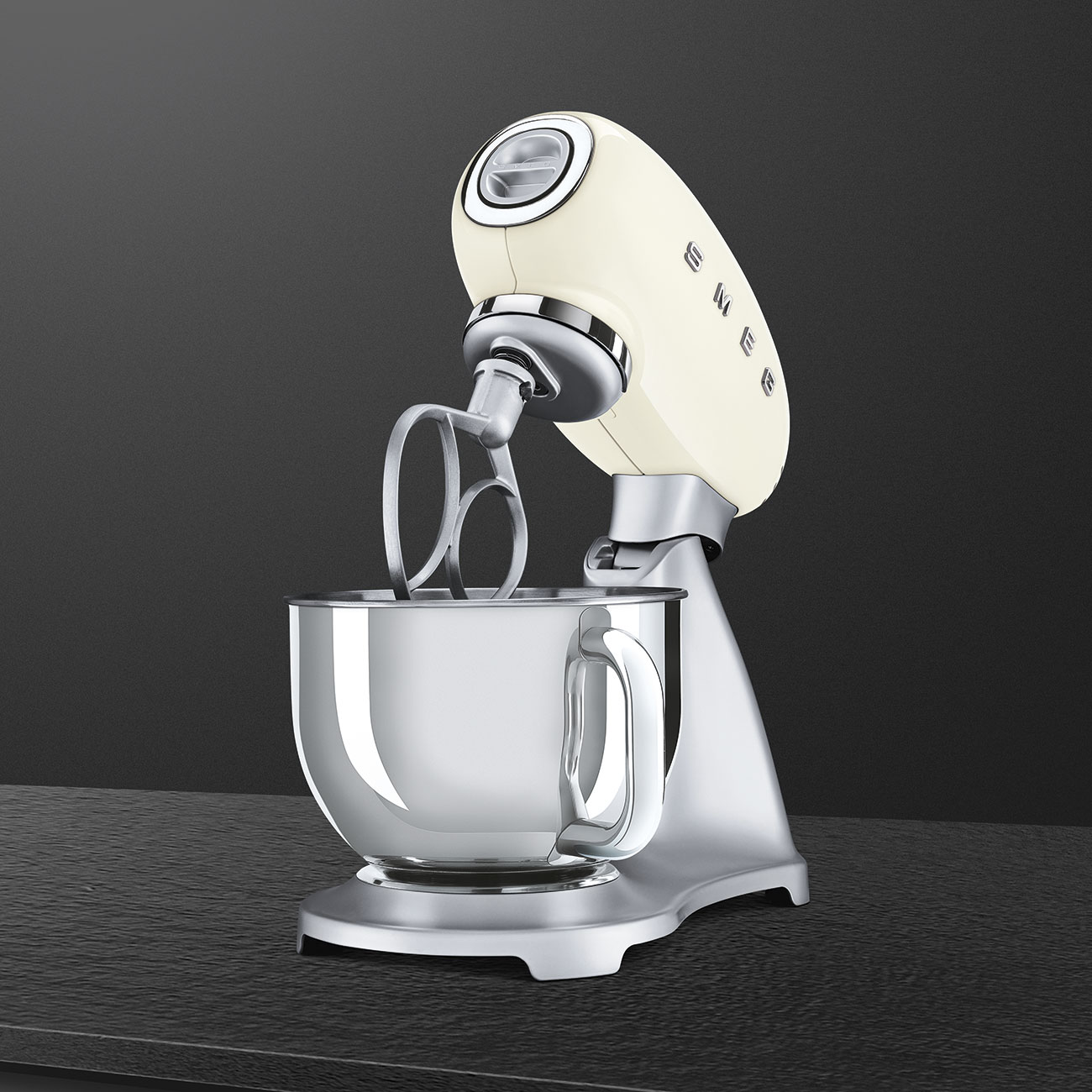 Купить Миксер SMEG SMF02CREU — Фото 5