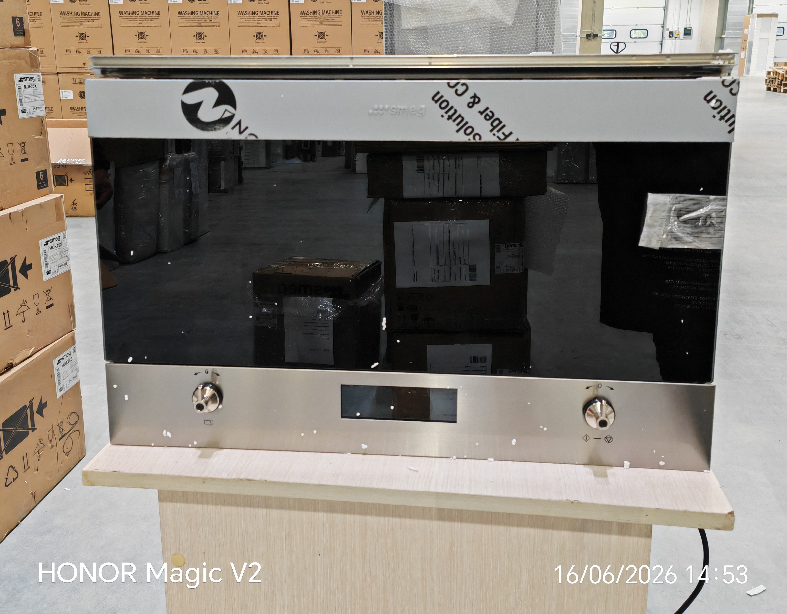  SMEG MP322X1																		 — описание, фото, цены в интернет-магазине PT Stores