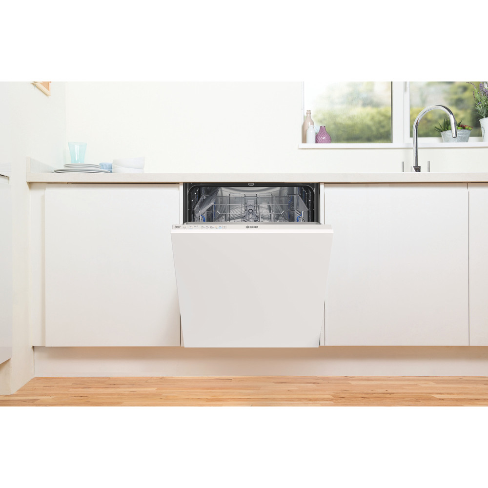 Купить Встраиваемая посудомоечная машина Indesit DIE 2B19 — Фото 9