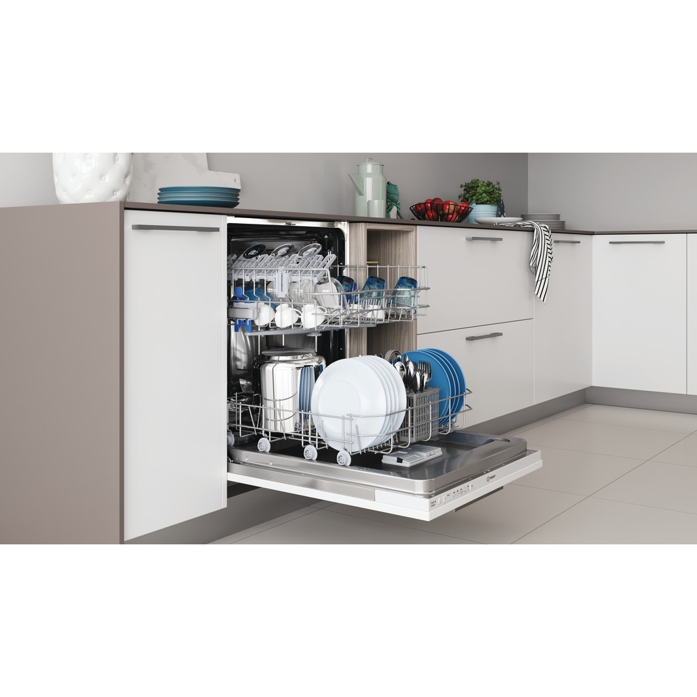 Купить Встраиваемая посудомоечная машина Indesit DIE 2B19 — Фото 8