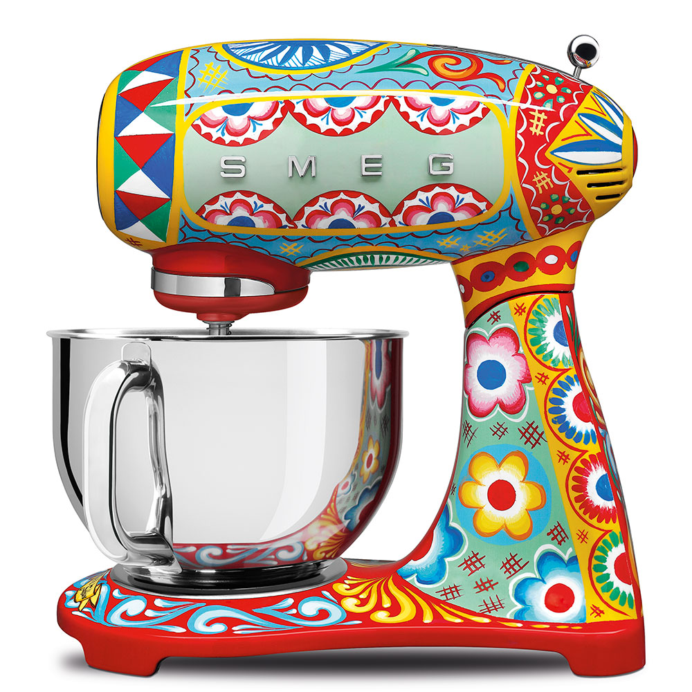 Миксер SMEG SMF03DGEU																		 — описание, фото, цены в интернет-магазине PT Stores