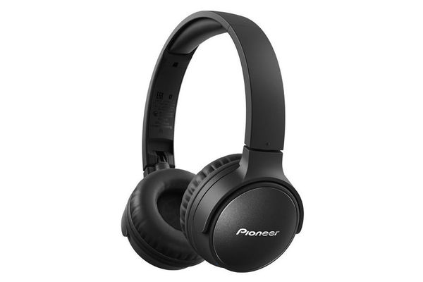 Наушники PIONEER SE-S6BN-B																		 — описание, фото, цены в интернет-магазине PT Stores