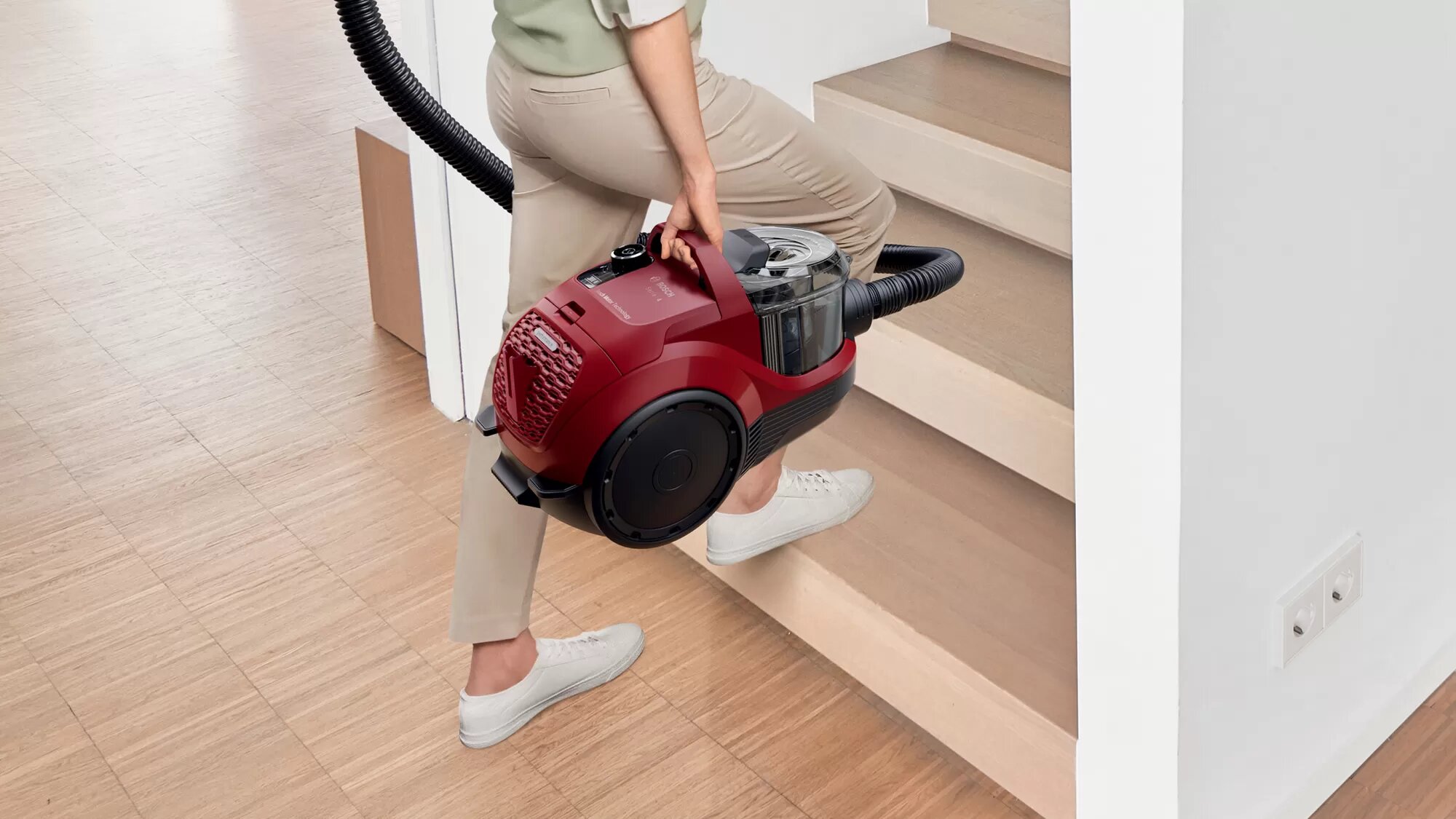 Купить Пылесос Bosch BGS 21WX200 — Фото 6